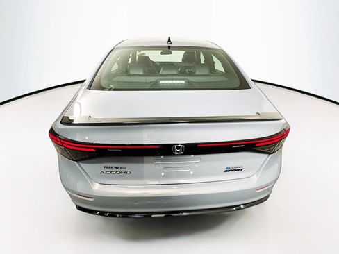 Used 2023 Honda Accord Sport image 7