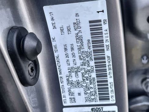 Used 2019 Toyota Tacoma TRD Off-Road w/ Technology Package image 22