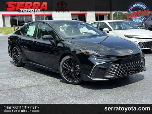 New 2026 Toyota Camry SE FWD image 1
