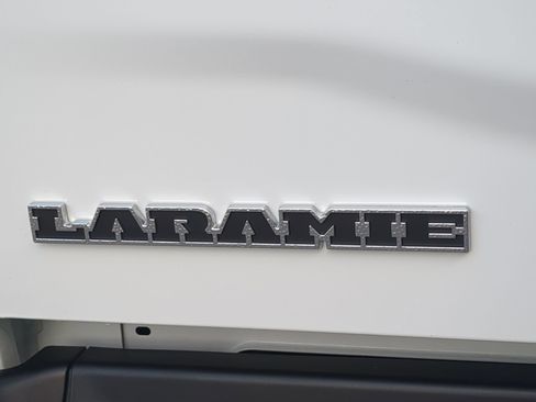 Used 2024 RAM 2500 Laramie w/ Safety Group AWD/4WD image 47