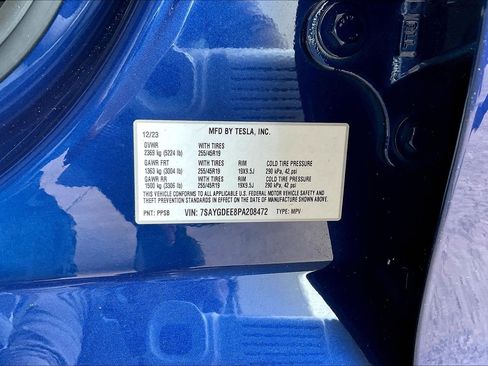 Used 2023 Tesla Model Y Long Range image 18