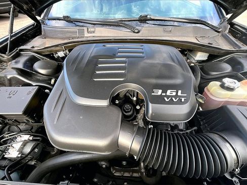 Used 2021 Dodge Charger SXT w/ Cold Weather Package image 10