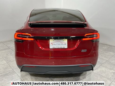 Used 2023 Tesla Model X Plaid image 5