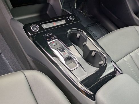 New 2027 Audi Q6 e-tron Premium Plus AWD/4WD image 7