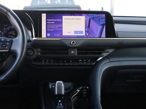 Used 2025 Toyota Crown Platinum image 26