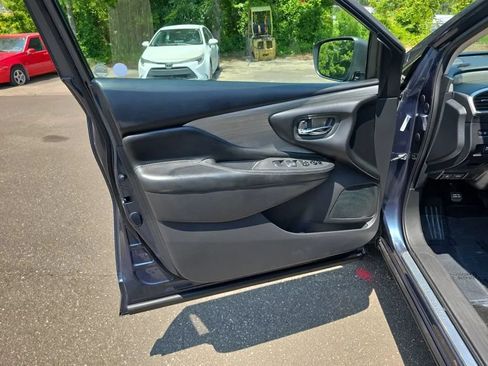 Used 2017 Nissan Murano S AWD/4WD image 35