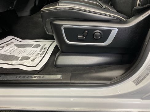 Used 2022 RAM 1500 Laramie image 14