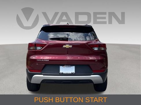 Used 2023 Chevrolet TrailBlazer LT w/ Convenience Package FWD image 6