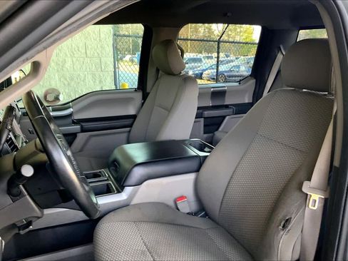 Used 2018 Ford F150 XLT w/ Equipment Group 302A Luxury image 8