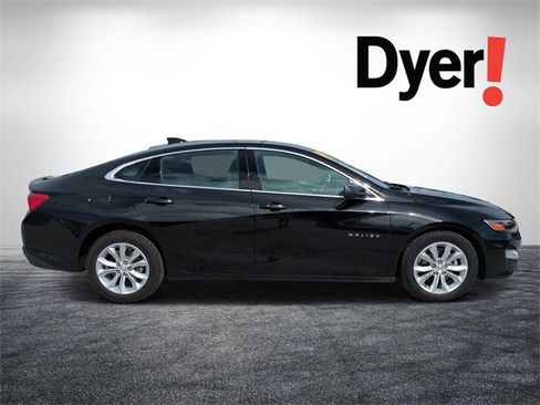 Used 2024 Chevrolet Malibu LT image 2