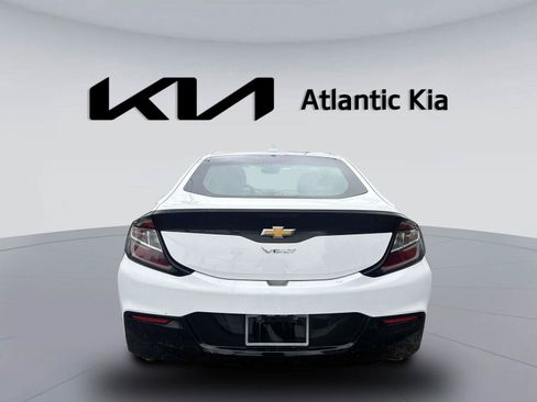 Used 2017 Chevrolet Volt LT w/ Comfort Package FWD image 7