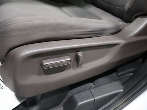 Used 2019 Honda Odyssey LX image 12