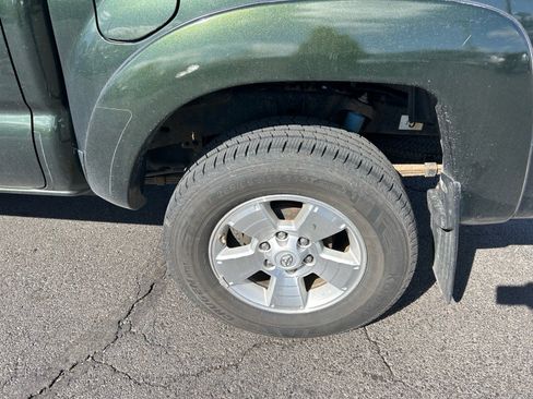 Used 2014 Toyota Tacoma 4x4 Double Cab w/ TRD Sport Package image 10