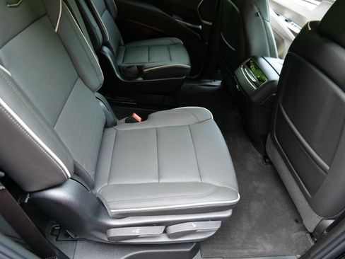 Used 2025 Cadillac Escalade Sport w/ Touring Package AWD/4WD image 41