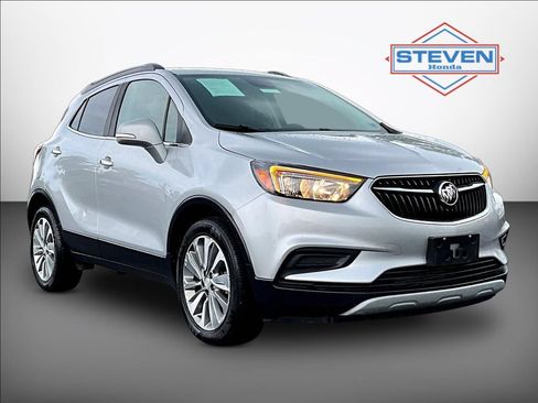 Used 2019 Buick Encore Preferred FWD image 1