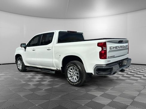 Used 2022 Chevrolet Silverado 1500 LT w/ Z71 Off-Road Package AWD/4WD image 3