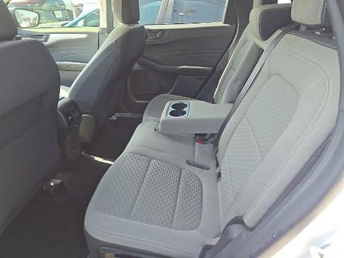 Used 2022 Ford Escape SE w/ Convenience Package FWD image 5