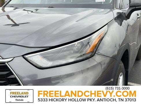 Used 2023 Toyota Highlander L image 10