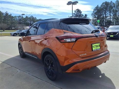 Used 2023 Nissan Kicks SR w/ Interior Electronics Package image 4