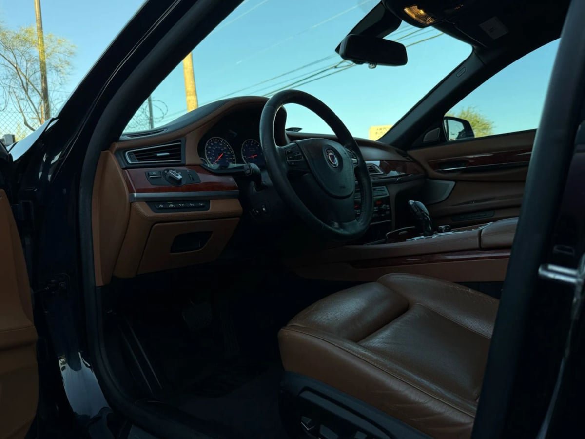 Used 2013 BMW ALPINA B7 RWD image 40