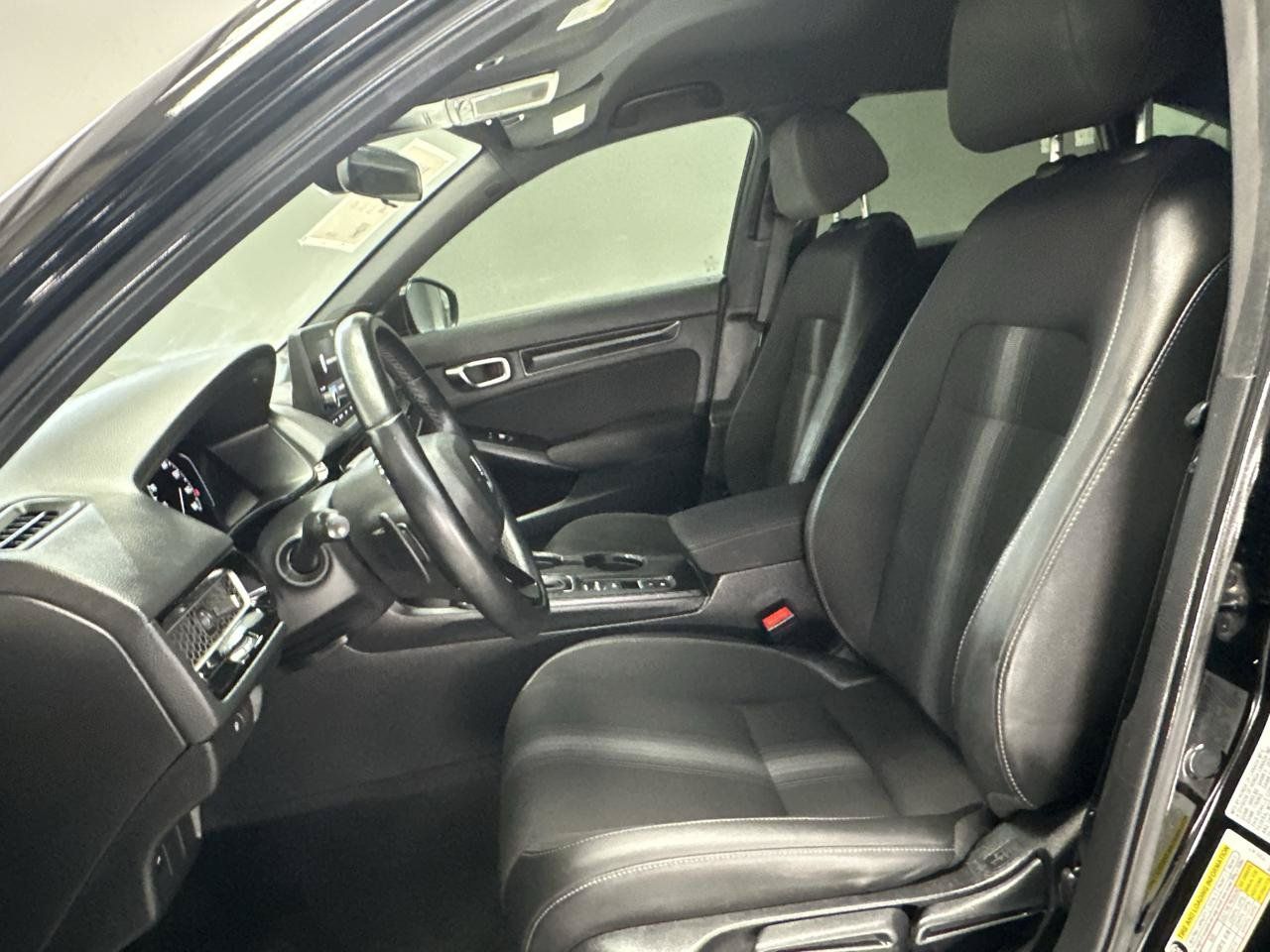 Used 2025 Honda Civic Sport image 17
