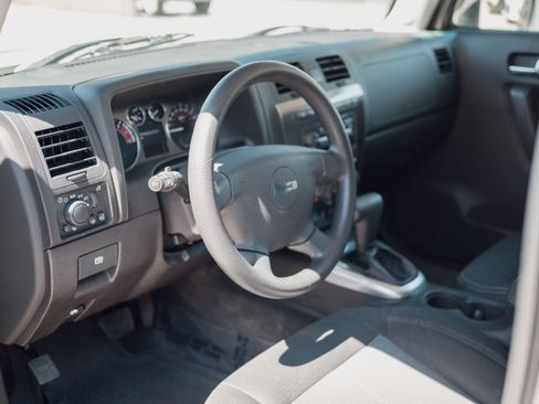 Used 2006 HUMMER H3 AWD/4WD image 7