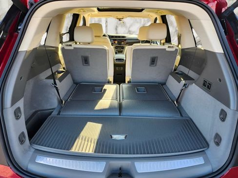 Used 2025 Cadillac XT6 Premium Luxury w/ LPO, Floor Liner Package image 7