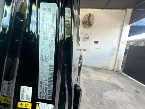 Used 2025 Jeep Gladiator Sport AWD/4WD image 29