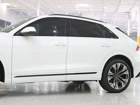 Used 2025 Audi Q8 Premium Plus AWD/4WD image 3
