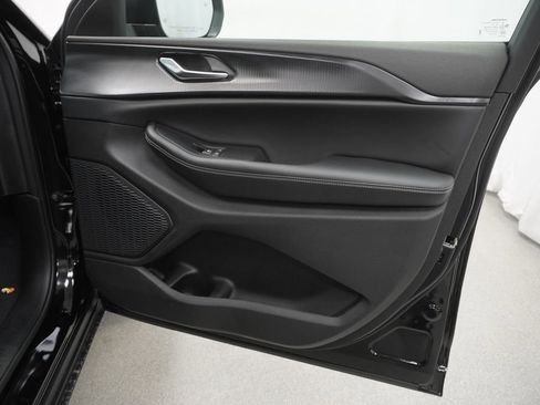 New 2026 Jeep Grand Cherokee L 4WD image 34