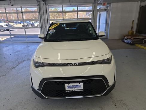 Used 2025 Kia Soul LX image 8
