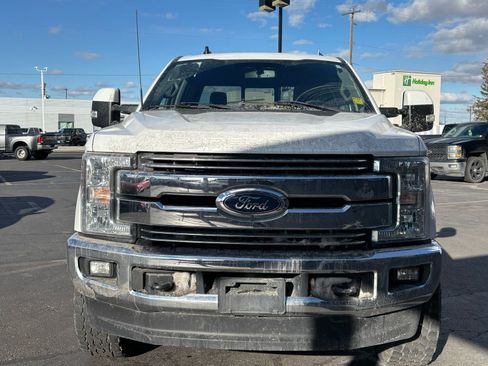 Used 2019 Ford F350 Lariat w/ Lariat Value Package image 2