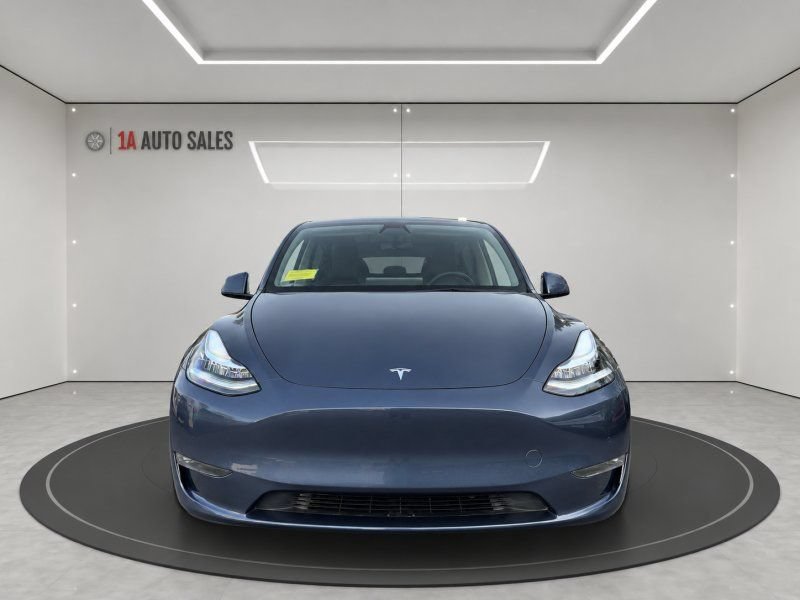 Used 2022 Tesla Model Y Long Range AWD/4WD image 8