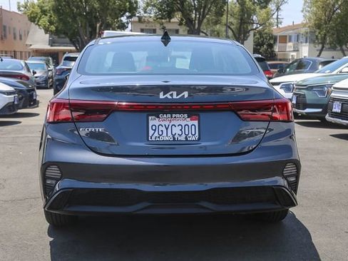 Certified 2023 Kia Forte LXS FWD image 9