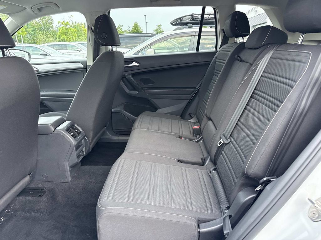 Used 2022 Volkswagen Tiguan S AWD/4WD image 11