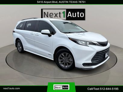 Used 2021 Toyota Sienna LE