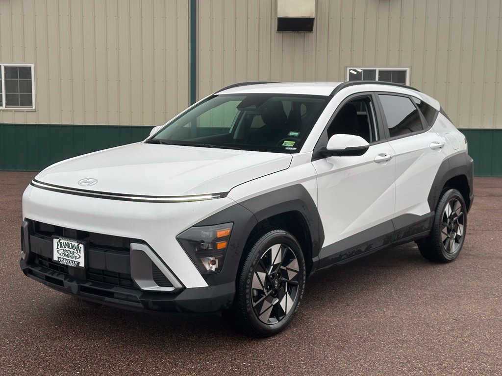 Used 2025 Hyundai Kona SEL AWD/4WD image 4