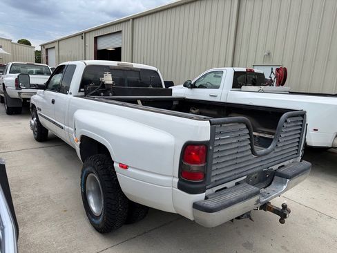 Used 2002 Dodge Ram 3500 Truck 2WD Quad Cab image 4