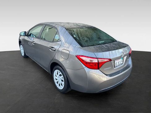 Used 2019 Toyota Corolla LE FWD image 4
