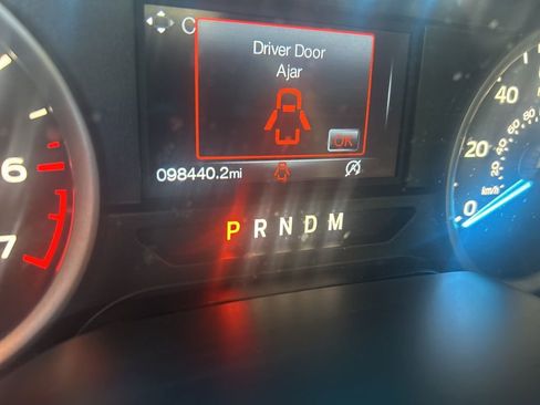 Used 2018 Ford F150 XLT w/ Equipment Group 302A Luxury image 2