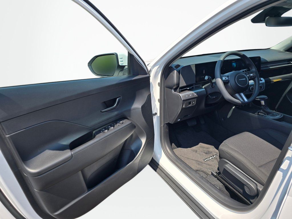 New 2027 Hyundai Kona SE AWD/4WD image 31