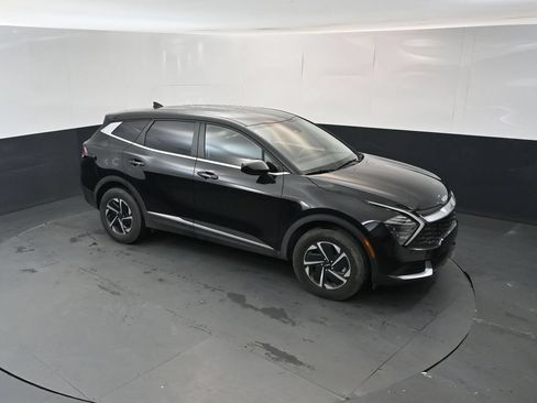 Certified 2025 Kia Sportage LX AWD/4WD image 33