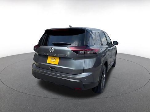 Used 2025 Nissan Rogue SV FWD image 15