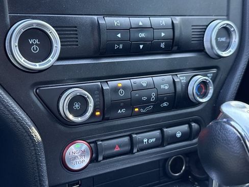 Used 2020 Ford Mustang GT image 18