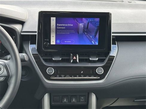 Certified 2025 Toyota Corolla Cross XLE w/ Convenience Package image 16