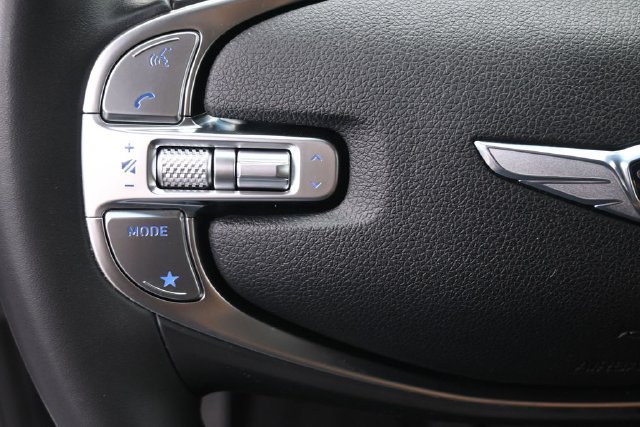 Used 2025 Genesis GV70 2.5T AWD/4WD image 7