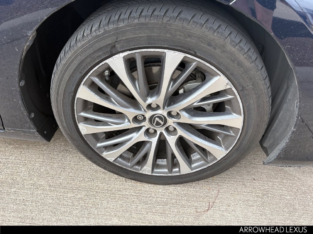 Used 2019 Lexus ES 350 w/ Premium Package FWD image 6