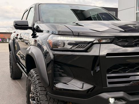 Used 2024 Chevrolet Colorado ZR2 w/ ZR2 Convenience Package III image 8