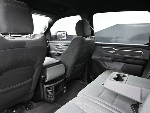 Used 2022 RAM 1500 Big Horn AWD/4WD image 19