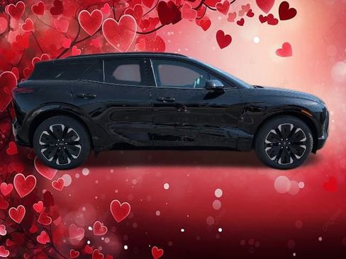 New 2025 Chevrolet Blazer EV RS image 4